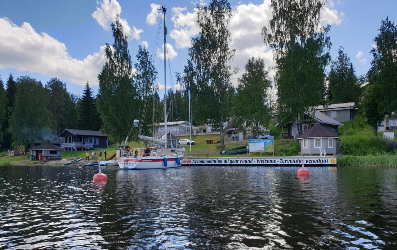 Mansikkaharju Holiday Camp Leppavirta Exterior photo
