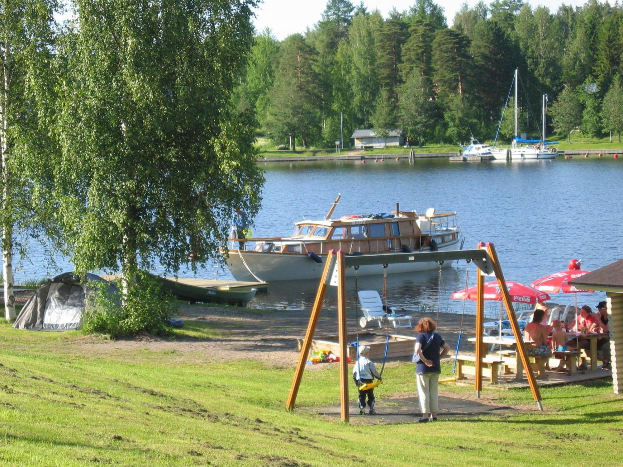 Mansikkaharju Holiday Camp Leppavirta Exterior photo